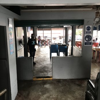 Mi Casita Seafood - Comedor - Puerto Rican Near Me - Loíza, Puerto Rico