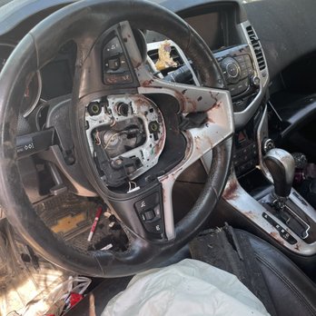 Showcase Auto Sales - No airbags - Car Dealers Near Me - Chesaning, Michigan