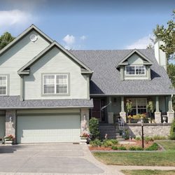 Holmes Roofing