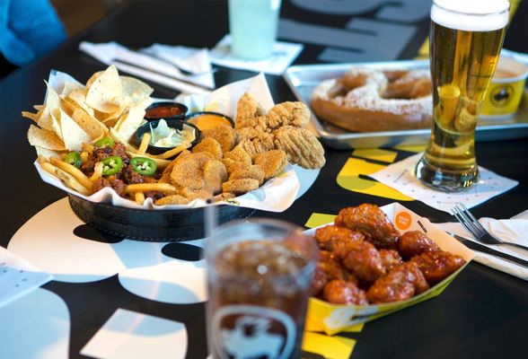 Buffalo Wild Wings by null