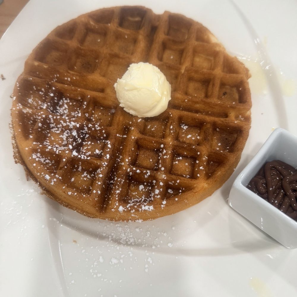 Skyline Cafe - Belgian waffle - Breakfast & Brunch Near Me - Reno, Nevada Skyline Cafe - Belgian waffle - Breakfast & Brunch Near Me - Reno, Nevada