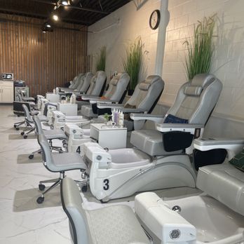 OMG Nails & Spa - Nail Salons Near Me - Carbondale, Illinois OMG Nails & Spa - Nail Salons Near Me - Carbondale, Illinois