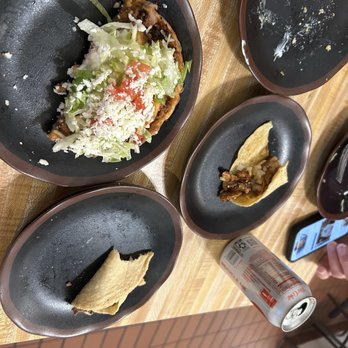 La Fondita - Sope, tacos and burrito dinner - Mexican Near Me - Round Lake Beach, Illinois