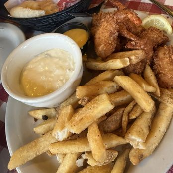 Cody's Roadhouse - Coconut Shrimp with pineapple dipping sauce - American Near Me - Lady Lake, Florida