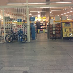 Supermarket Albert - Prodejna v pasazi