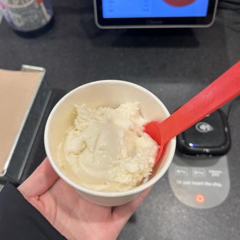 Lick Honest Ice Cream - Goat Cheese Thyme & Honey - Ice Cream & Frozen Yogurt Near Me - Houston, Texas