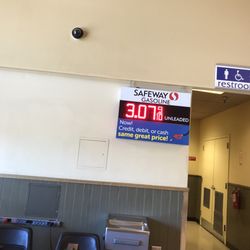 Safeway Fuel Station