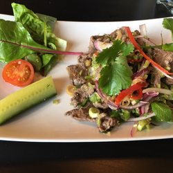 PK Thai Cuisine - Beef salad. Delicious!!