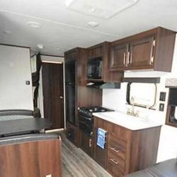 Bluestar RV Rental - Kitchens and dining