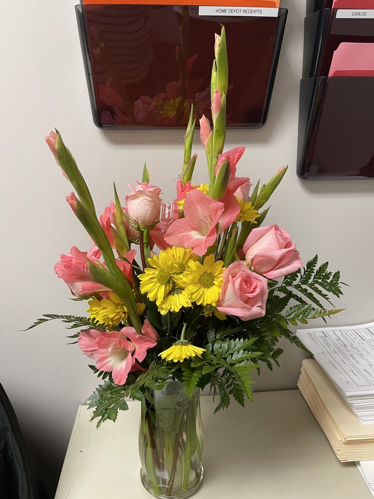 HUMBLE FLOWER SHOP Updated October 2024 22 Photos & 29 Reviews