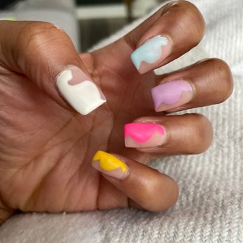 TL Nails & Glamour Spa - This is what I got - Nail Salons Near Me - Colonial Heights, Virginia