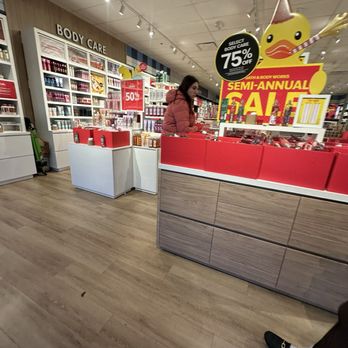 Bath & Body Works - Cosmetics & Beauty Supply Near Me - Belleville, Illinois Bath & Body Works - Cosmetics & Beauty Supply Near Me - Belleville, Illinois