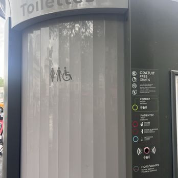 Marché Bastille - 5/17/26 FyI. Public toilets. - Farmers Market Near Me - Paris, 75
