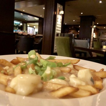 Clive's Classic Lounge - Clive’s Poutine - Lounges Near Me - Victoria, British Columbia