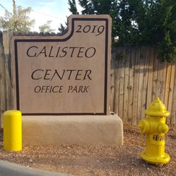 Sharon Goldberg MD - Back Entrance to 2019 Galisteo Center Office Park (from Brunn School Rd.)