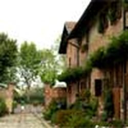 Trattoria dei Cacciatori - From the outside