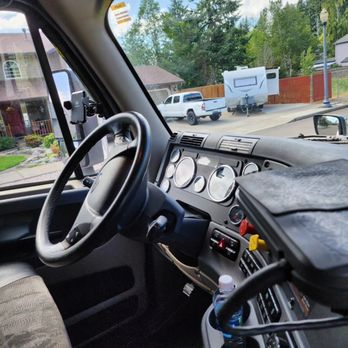 Shiny Auto Detail - Auto Detailing Near Me - Camas, Washington