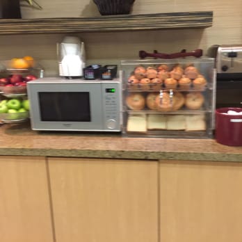 La Quinta by Wyndham Orem University Parkway - The breakfast area - Hotels Near Me - Orem, Utah La Quinta by Wyndham Orem University Parkway - The breakfast area - Hotels Near Me - Orem, Utah