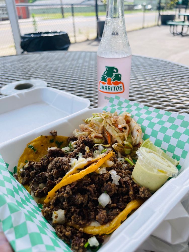 Food from Taco Nganas