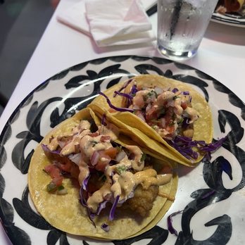 Kalaveras - Fish tacos - Cocktail Bars Near Me - Hollywood, California