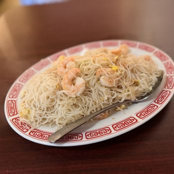 Lucky Cat Dim Sum Restaurant - Shrimp Fried Rice Noodles - $13 - Cantonese Near Me - Jacksonville, Florida Lucky Cat Dim Sum Restaurant - Shrimp Fried Rice Noodles - $13 - Cantonese Near Me - Jacksonville, Florida