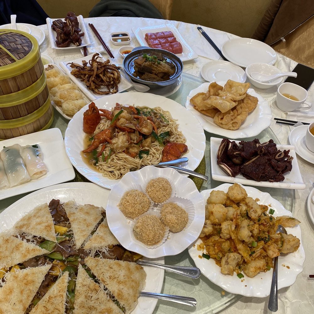 Ritzy Palace Chinese Cuisine - Spread - Chinese Near Me - Markham, Ontario Ritzy Palace Chinese Cuisine - Spread - Chinese Near Me - Markham, Ontario