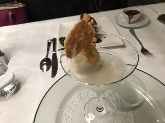 L’Ecailler by null