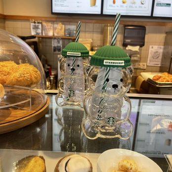 Starbucks - Coffee & Tea Near Me - Ensenada, BCN