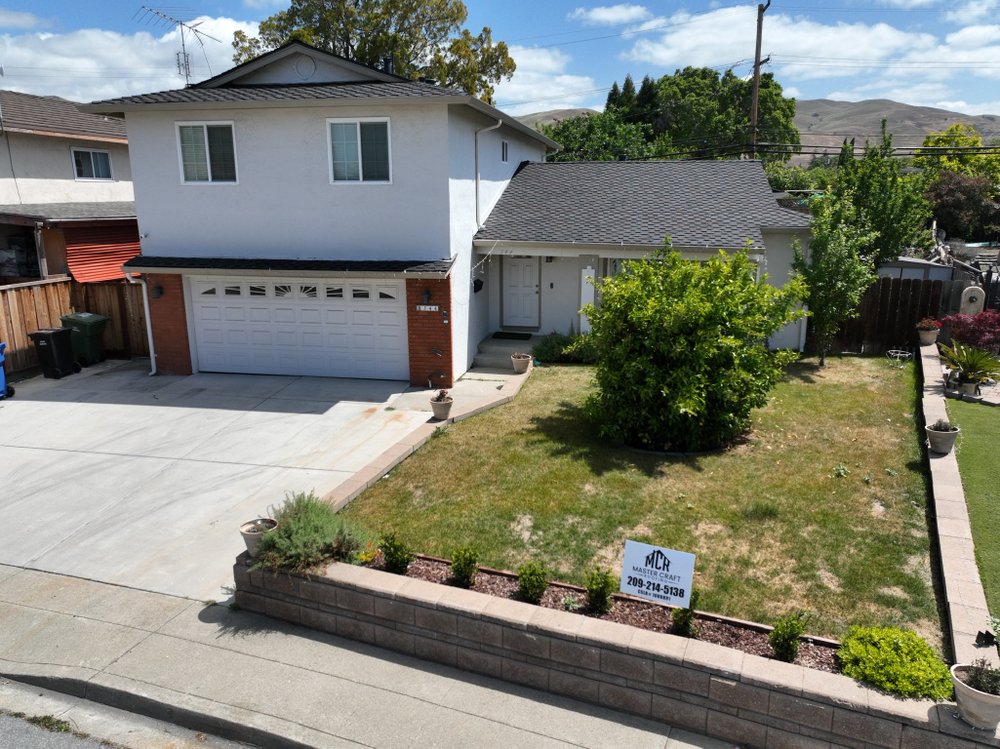 Slide of Master Craft Roofing