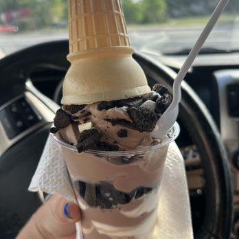 Sal's Italian Ice - Twist soft serve with Oreos and a cone on top - Ice Cream & Frozen Yogurt Near Me - Sanford, Florida Sal's Italian Ice - Twist soft serve with Oreos and a cone on top - Ice Cream & Frozen Yogurt Near Me - Sanford, Florida