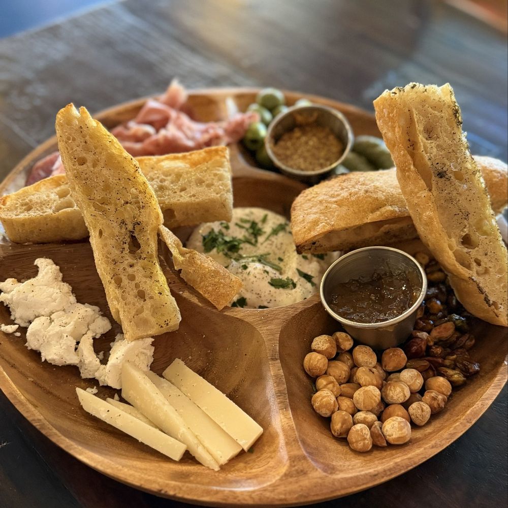 Cheese and Nosh Board 10/10