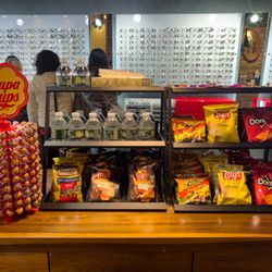 Eye Solutions - Inside, snack station