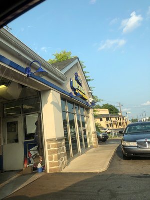 Jim's Berwyn Sunoco
