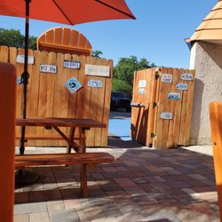 AQUAFIN Swim School - Mandarin - Parent waiting area