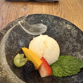 Raisu - Yuzu gelato - Japanese Near Me - Vancouver, British Columbia Raisu - Yuzu gelato - Japanese Near Me - Vancouver, British Columbia