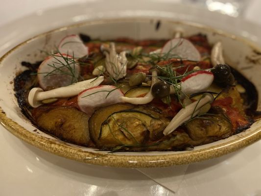 Alouette Bistro by null