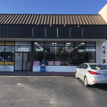 Smokers Town - Store front - Tobacco Shops Near Me - Surfside Beach, South Carolina Smokers Town - Store front - Tobacco Shops Near Me - Surfside Beach, South Carolina