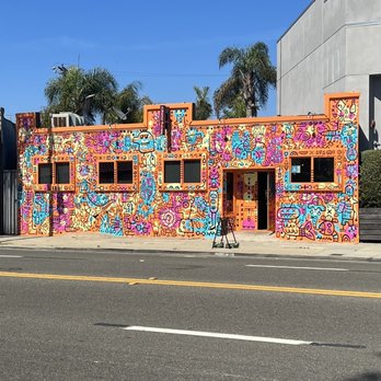 Huddy’s - Front - Gastropubs Near Me - Redondo Beach, California Huddy’s - Front - Gastropubs Near Me - Redondo Beach, California