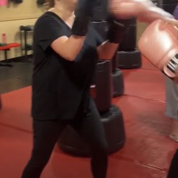 Troy Kickboxing Outfit - jabbing at tko! - Kickboxing Near Me - Troy, Michigan Troy Kickboxing Outfit - jabbing at tko! - Kickboxing Near Me - Troy, Michigan
