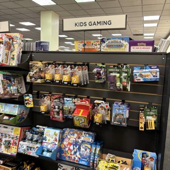 Books-A-Million - Bookstores Near Me - Aurora, Illinois
