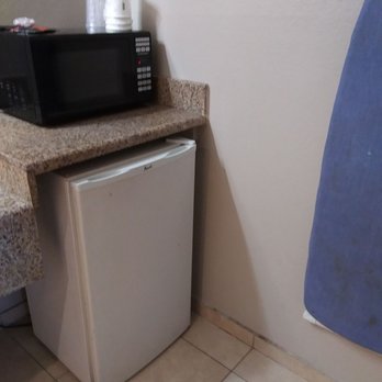 Super 8 by Wyndham Upland Ontario CA - Room 127 Dirty fridge. - Hotels Near Me - Upland, California Super 8 by Wyndham Upland Ontario CA - Room 127 Dirty fridge. - Hotels Near Me - Upland, California