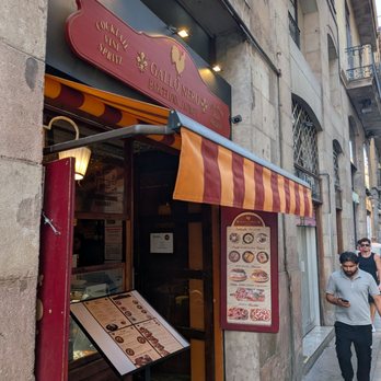 Gallo Nero - Outside - Wine Bars Near Me - Barcelona, B