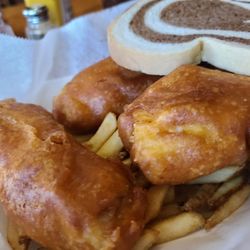 Midway Lanes Bar & Grill - Friday night fish