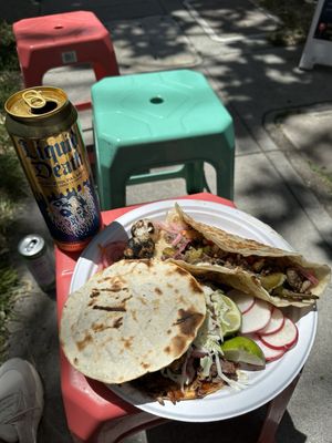 Tacos Mama Cuca by null