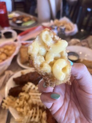 Pluckers Wing Bar by null