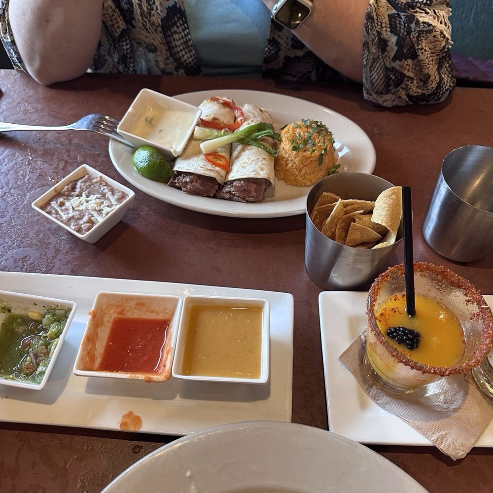 Mesero - Clearfork - Mexican Near Me - Fort Worth, Texas Mesero - Clearfork - Mexican Near Me - Fort Worth, Texas