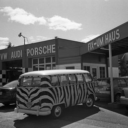 Exterior outside entrance of Fix Um Haus - Storefront - Portland, Oregon Exterior outside entrance of Fix Um Haus - Storefront - Portland, Oregon