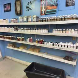Pop's Bait and Tackle - Carp bait flavorings.