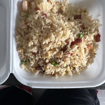 Hong's BBQ - Don't order from here this place if you want to be disappointed I paid $49 for two orders of fried rice and it's not even worth it !! - Barbeque Near Me - Davie, Florida