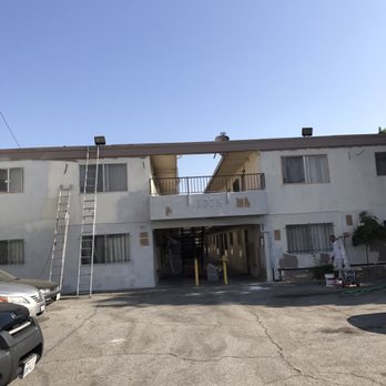 M B Painting & Decorating - Exterior apartment building painting. - Painters Near Me M B Painting & Decorating - Exterior apartment building painting. - Painters Near Me